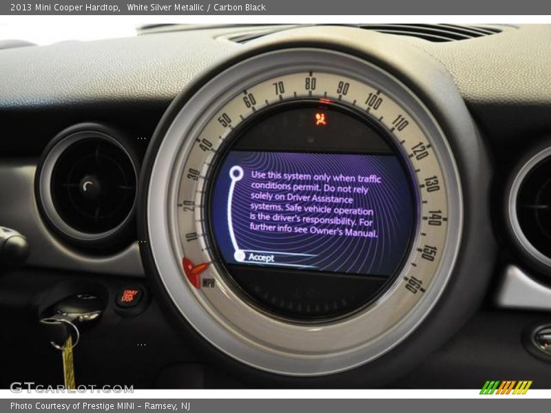 White Silver Metallic / Carbon Black 2013 Mini Cooper Hardtop
