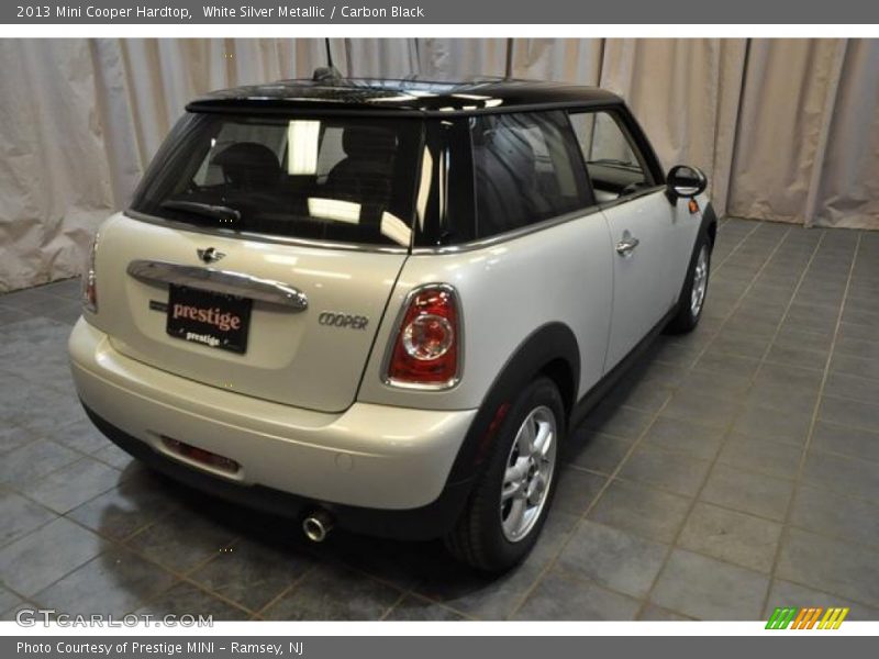 White Silver Metallic / Carbon Black 2013 Mini Cooper Hardtop