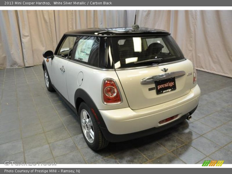 White Silver Metallic / Carbon Black 2013 Mini Cooper Hardtop