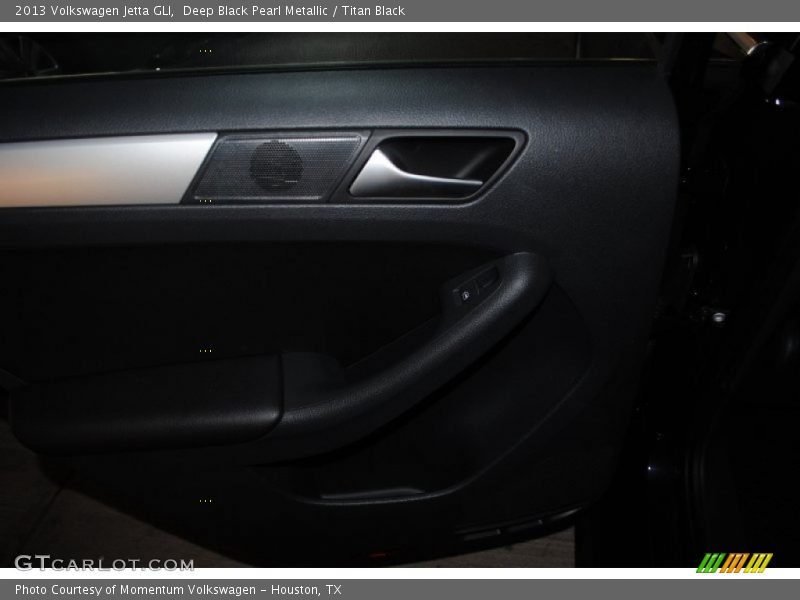Deep Black Pearl Metallic / Titan Black 2013 Volkswagen Jetta GLI
