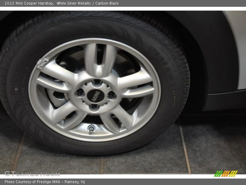 White Silver Metallic / Carbon Black 2013 Mini Cooper Hardtop