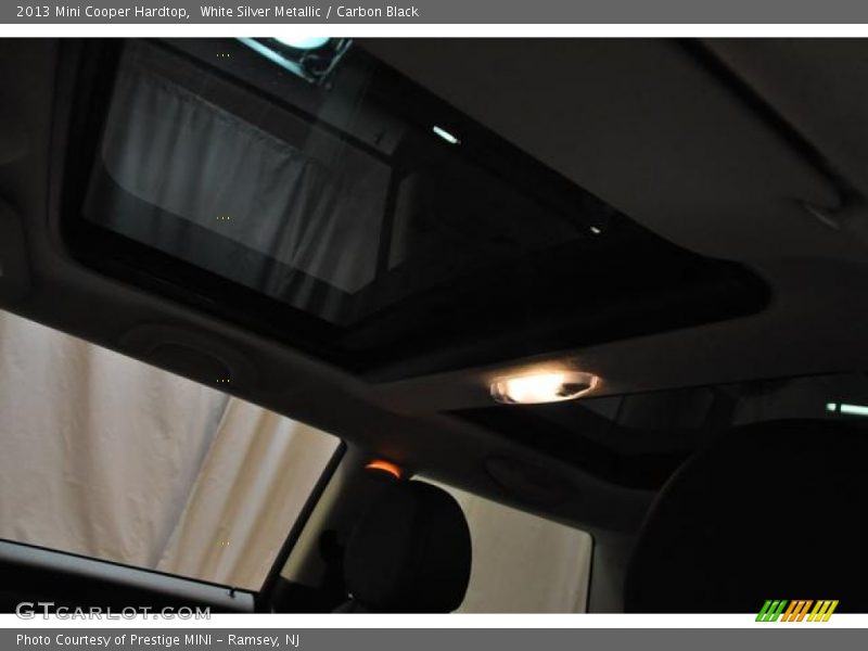 White Silver Metallic / Carbon Black 2013 Mini Cooper Hardtop