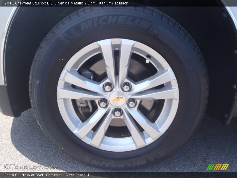 Silver Ice Metallic / Light Titanium/Jet Black 2011 Chevrolet Equinox LT