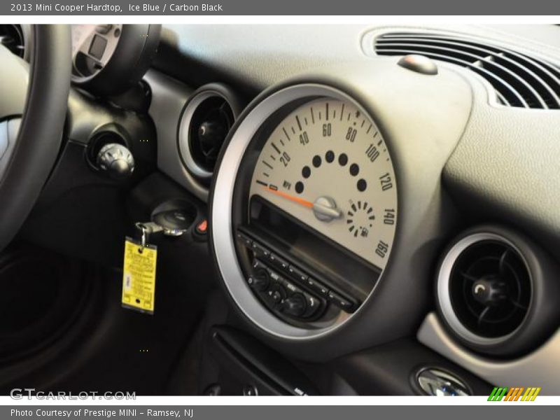 Ice Blue / Carbon Black 2013 Mini Cooper Hardtop