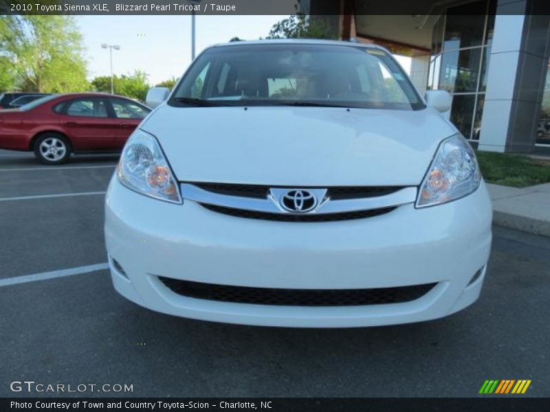 Blizzard Pearl Tricoat / Taupe 2010 Toyota Sienna XLE