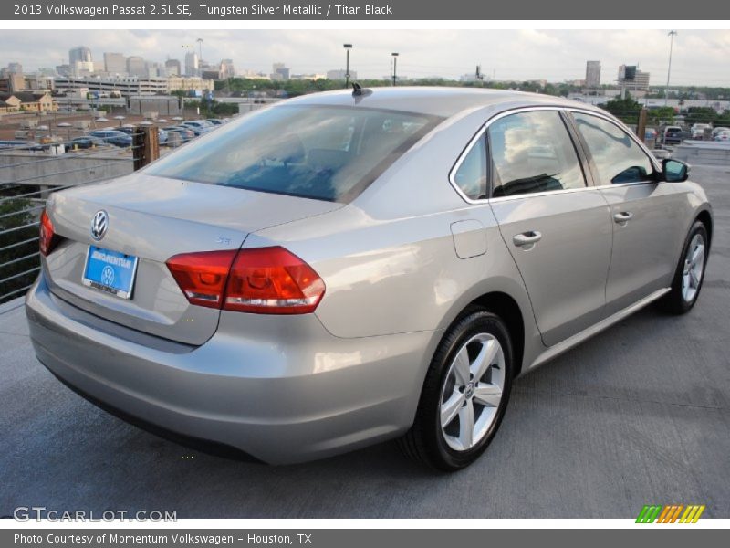 Tungsten Silver Metallic / Titan Black 2013 Volkswagen Passat 2.5L SE