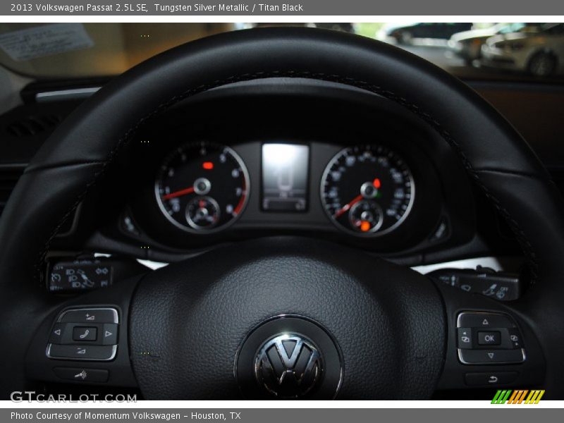 Tungsten Silver Metallic / Titan Black 2013 Volkswagen Passat 2.5L SE