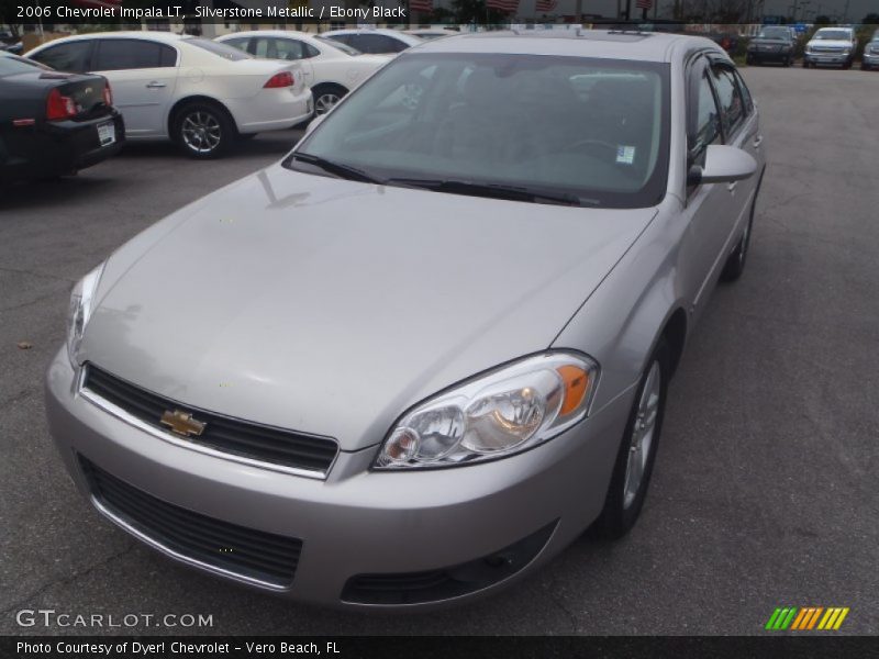 Front 3/4 View of 2006 Impala LT
