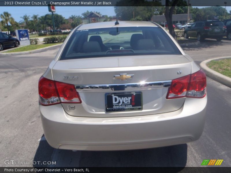 Champagne Silver Metallic / Jet Black 2013 Chevrolet Cruze LT