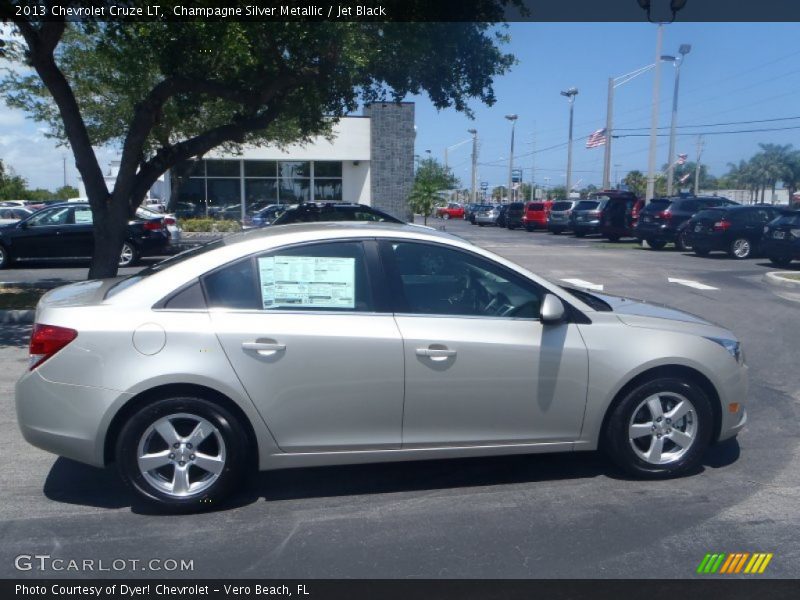 Champagne Silver Metallic / Jet Black 2013 Chevrolet Cruze LT