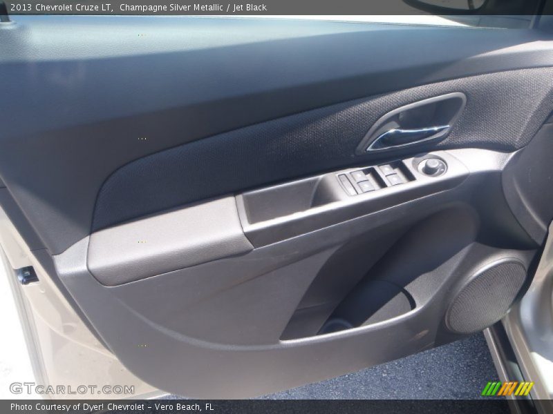 Champagne Silver Metallic / Jet Black 2013 Chevrolet Cruze LT