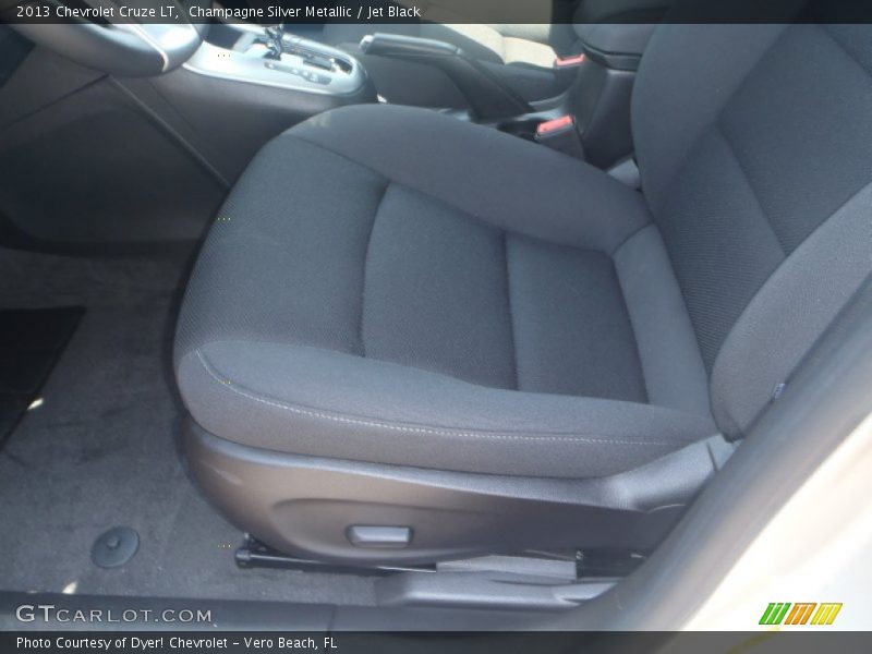 Champagne Silver Metallic / Jet Black 2013 Chevrolet Cruze LT