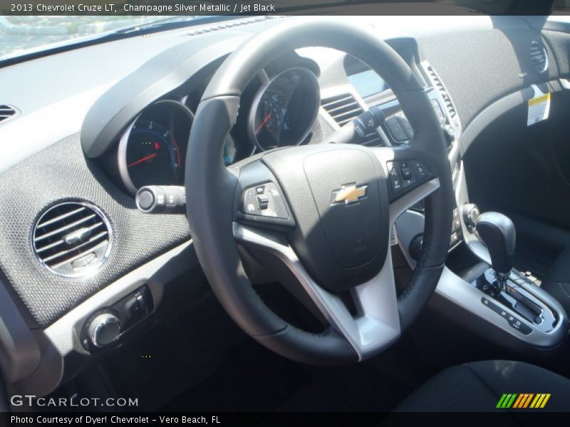 Champagne Silver Metallic / Jet Black 2013 Chevrolet Cruze LT
