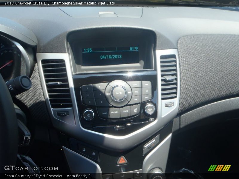 Champagne Silver Metallic / Jet Black 2013 Chevrolet Cruze LT