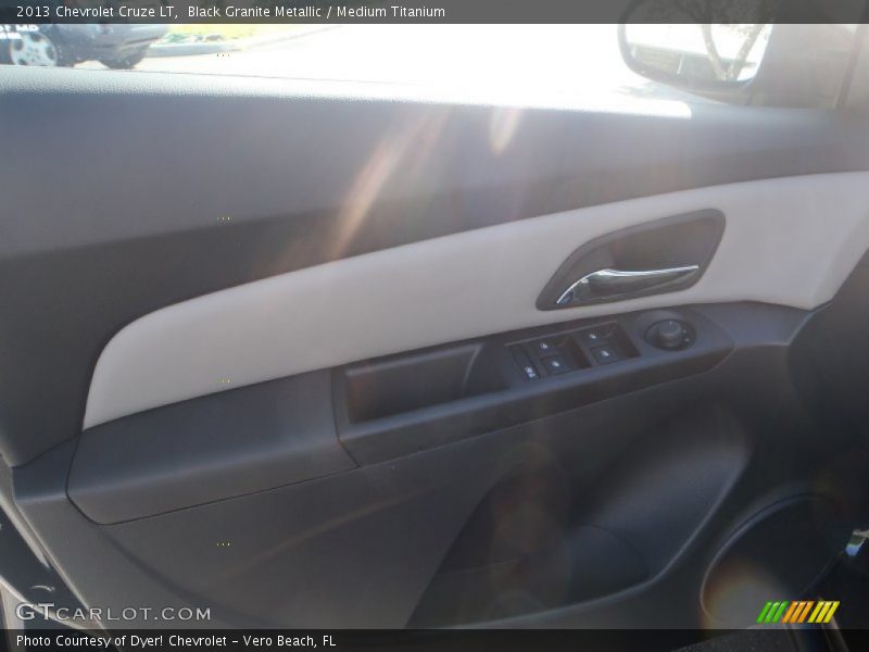 Black Granite Metallic / Medium Titanium 2013 Chevrolet Cruze LT