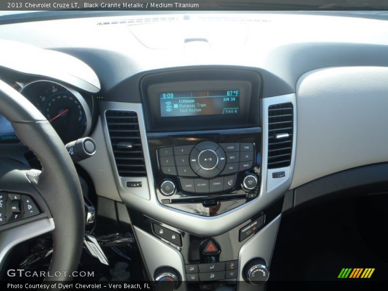 Black Granite Metallic / Medium Titanium 2013 Chevrolet Cruze LT