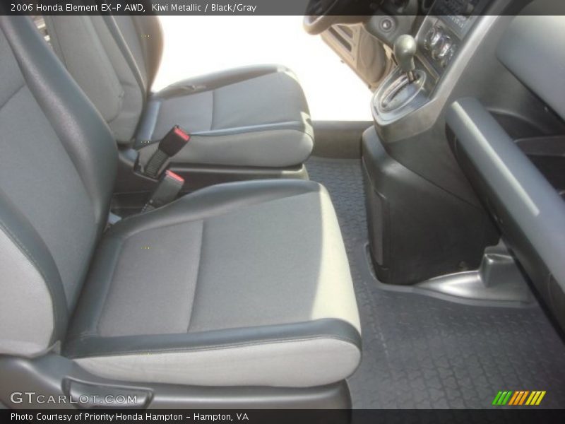 Kiwi Metallic / Black/Gray 2006 Honda Element EX-P AWD