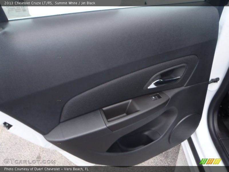 Summit White / Jet Black 2013 Chevrolet Cruze LT/RS