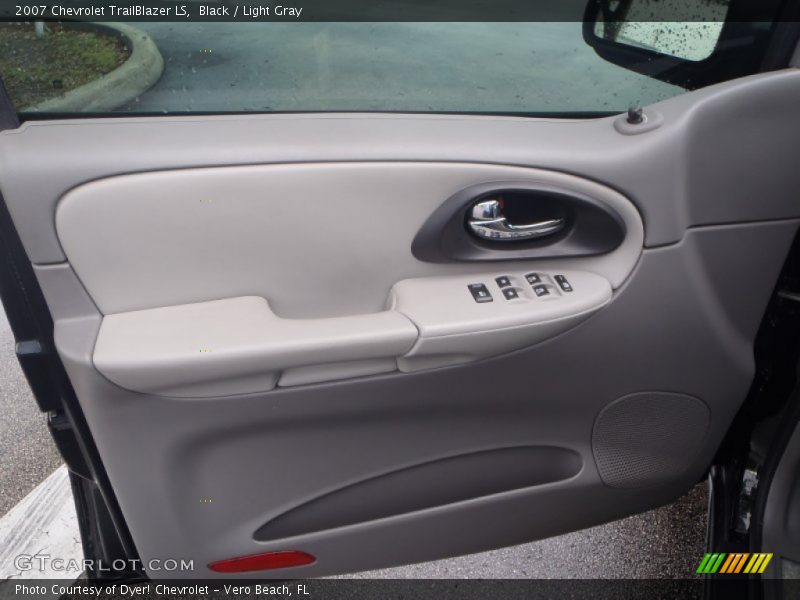 Black / Light Gray 2007 Chevrolet TrailBlazer LS