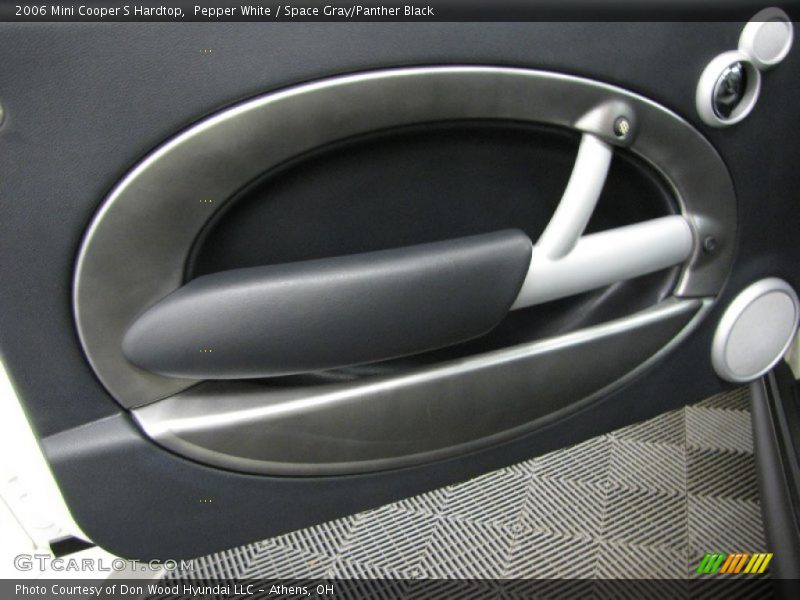 Pepper White / Space Gray/Panther Black 2006 Mini Cooper S Hardtop