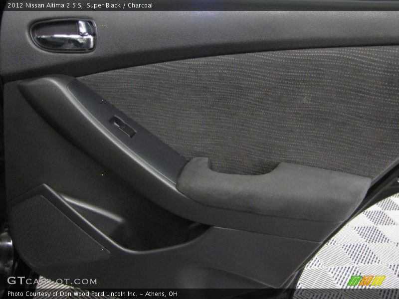 Super Black / Charcoal 2012 Nissan Altima 2.5 S