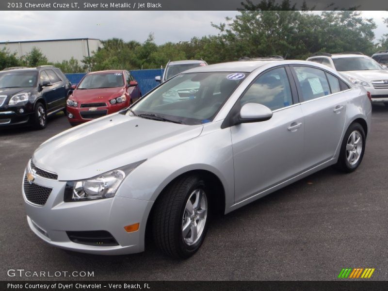 Silver Ice Metallic / Jet Black 2013 Chevrolet Cruze LT