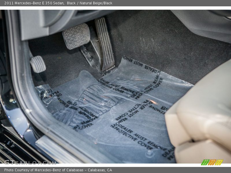 Black / Natural Beige/Black 2011 Mercedes-Benz E 350 Sedan