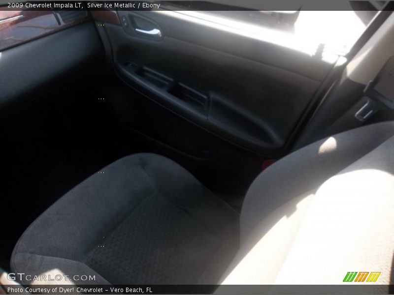 Silver Ice Metallic / Ebony 2009 Chevrolet Impala LT