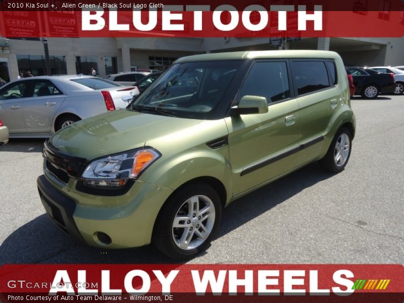 Alien Green / Black Soul Logo Cloth 2010 Kia Soul +