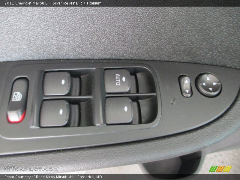Silver Ice Metallic / Titanium 2011 Chevrolet Malibu LT