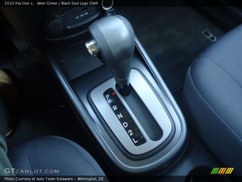Alien Green / Black Soul Logo Cloth 2010 Kia Soul +