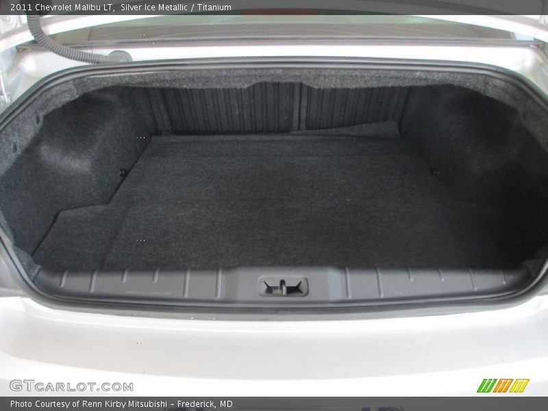 Silver Ice Metallic / Titanium 2011 Chevrolet Malibu LT
