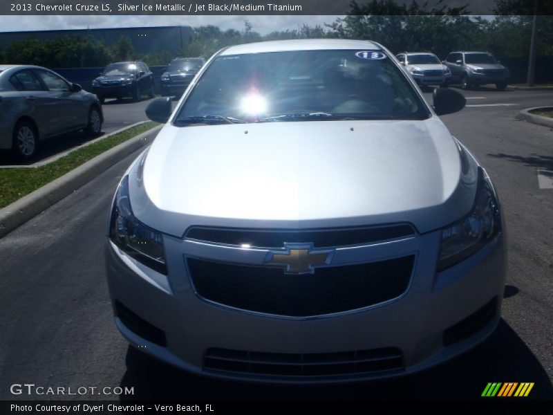 Silver Ice Metallic / Jet Black/Medium Titanium 2013 Chevrolet Cruze LS