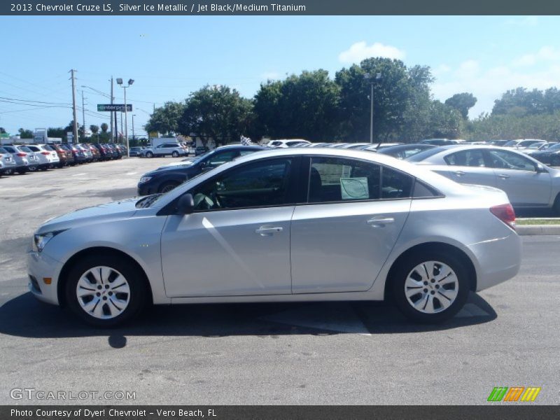 Silver Ice Metallic / Jet Black/Medium Titanium 2013 Chevrolet Cruze LS
