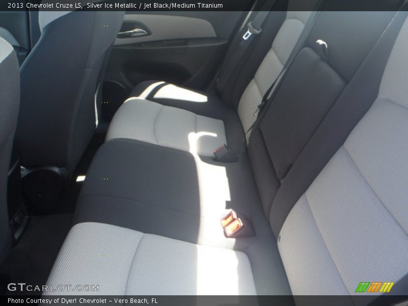 Silver Ice Metallic / Jet Black/Medium Titanium 2013 Chevrolet Cruze LS