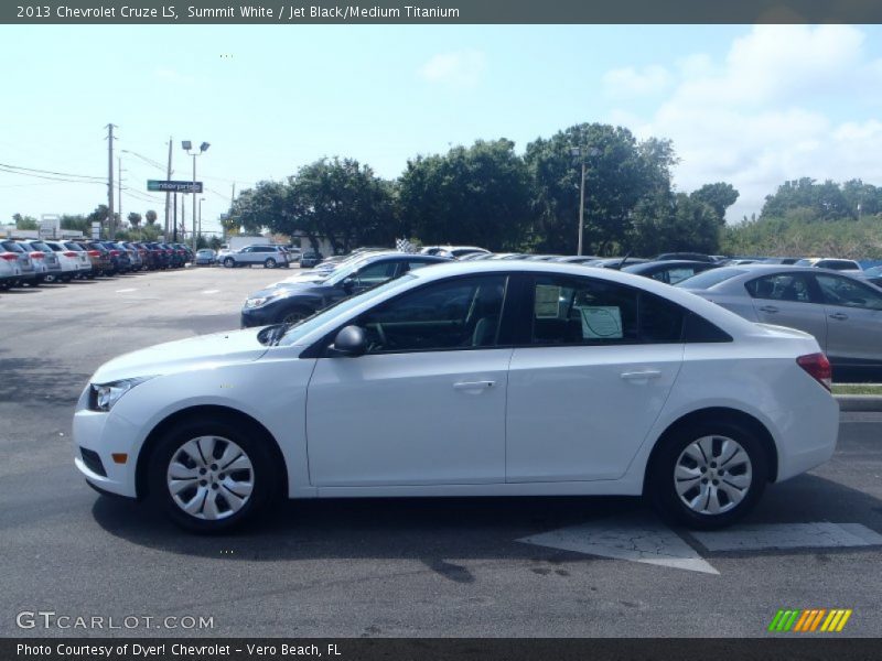 Summit White / Jet Black/Medium Titanium 2013 Chevrolet Cruze LS