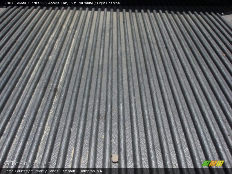Natural White / Light Charcoal 2004 Toyota Tundra SR5 Access Cab