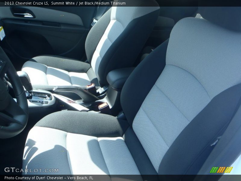 Summit White / Jet Black/Medium Titanium 2013 Chevrolet Cruze LS
