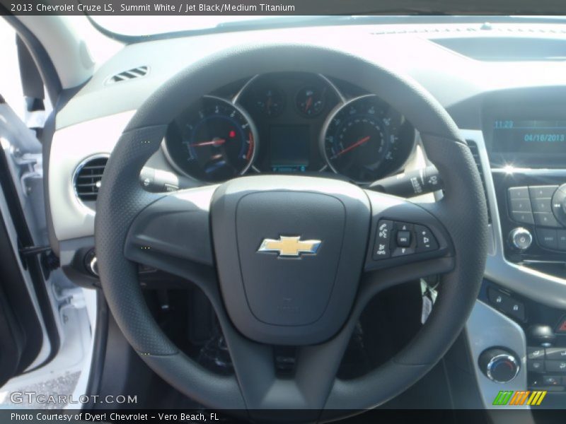 Summit White / Jet Black/Medium Titanium 2013 Chevrolet Cruze LS