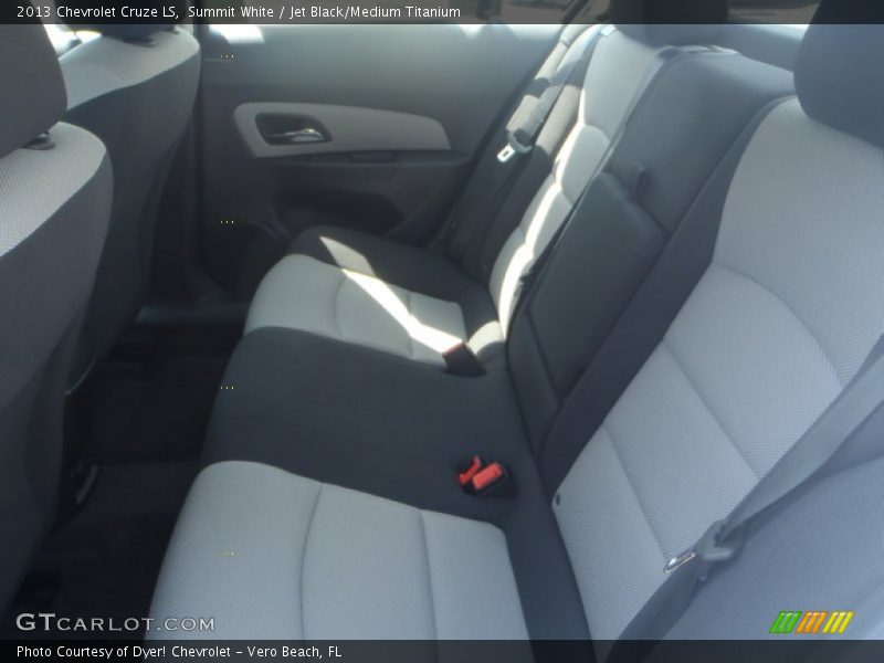 Summit White / Jet Black/Medium Titanium 2013 Chevrolet Cruze LS