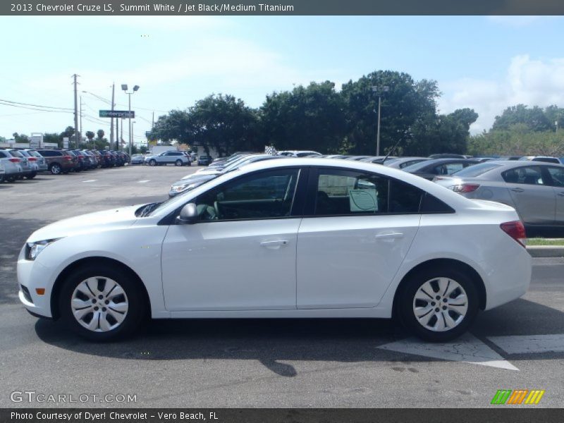 Summit White / Jet Black/Medium Titanium 2013 Chevrolet Cruze LS