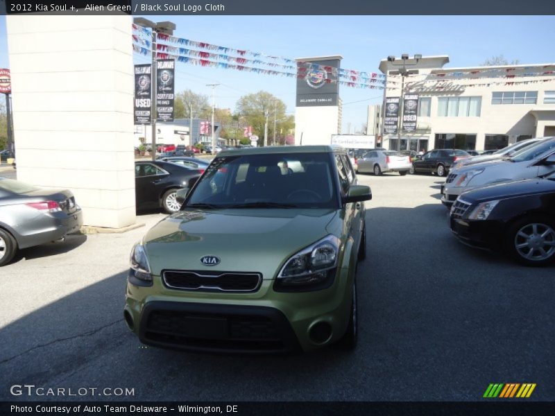 Alien Green / Black Soul Logo Cloth 2012 Kia Soul +