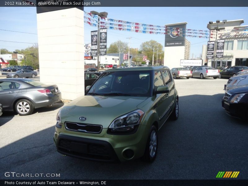 Alien Green / Black Soul Logo Cloth 2012 Kia Soul +