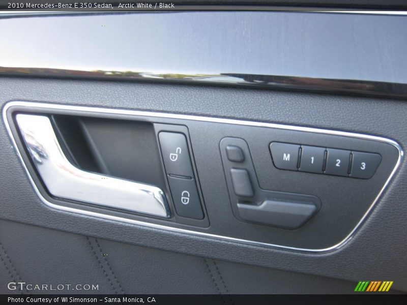 Arctic White / Black 2010 Mercedes-Benz E 350 Sedan