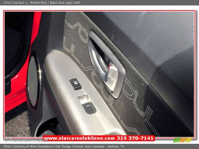 Molten Red / Black Soul Logo Cloth 2012 Kia Soul +