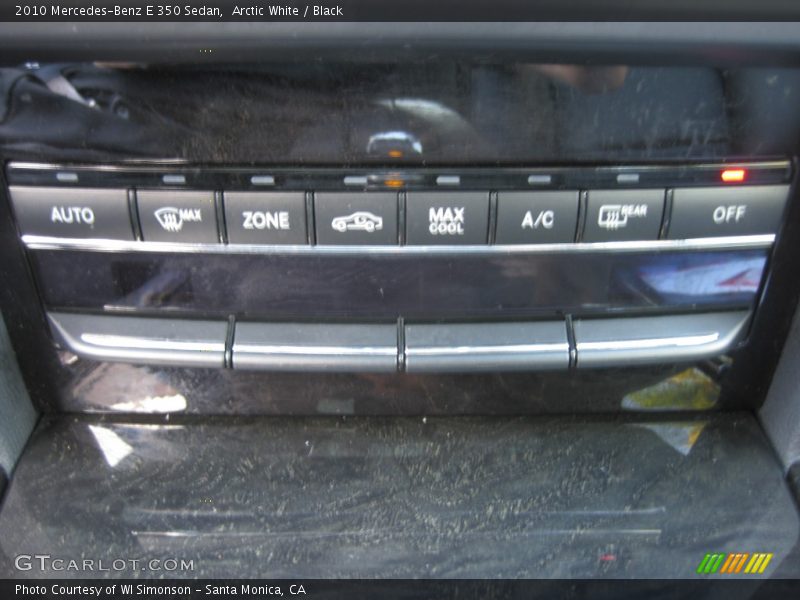 Arctic White / Black 2010 Mercedes-Benz E 350 Sedan