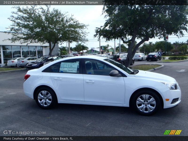 Summit White / Jet Black/Medium Titanium 2013 Chevrolet Cruze LS