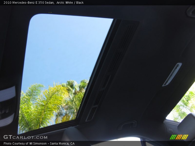 Arctic White / Black 2010 Mercedes-Benz E 350 Sedan