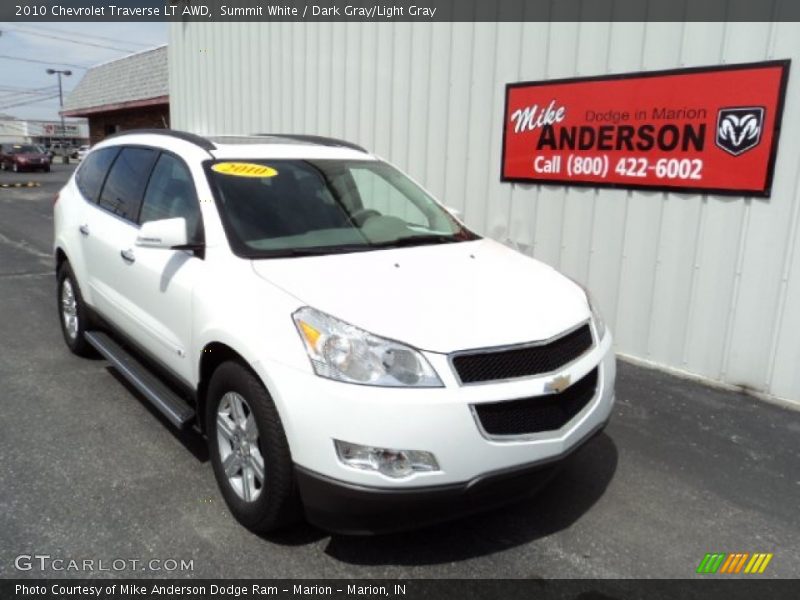 Summit White / Dark Gray/Light Gray 2010 Chevrolet Traverse LT AWD