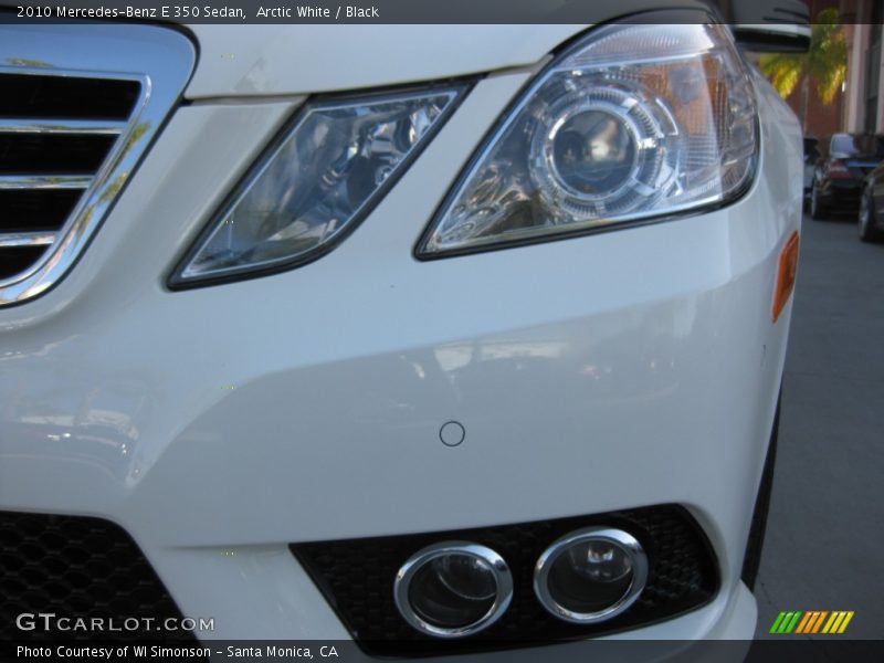 Arctic White / Black 2010 Mercedes-Benz E 350 Sedan